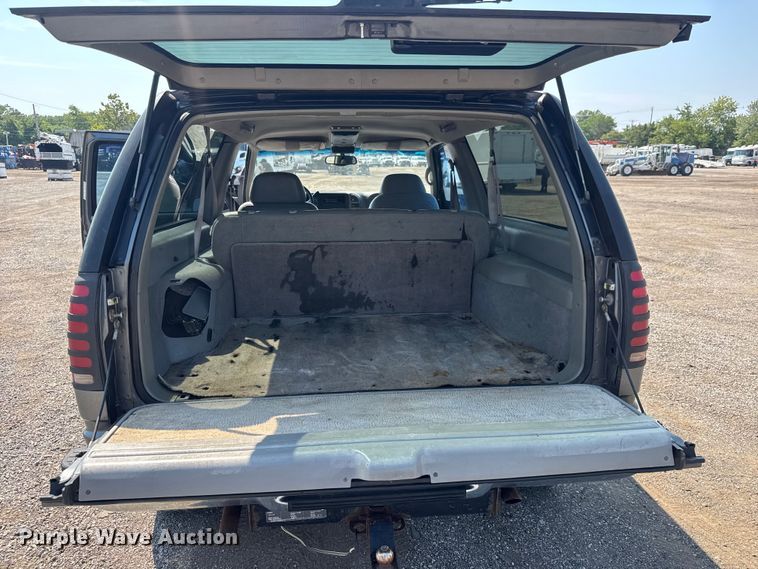image for item EG6105 1999 Chevrolet Tahoe SUV