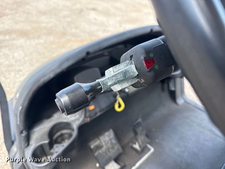 image for item EG6121 2008 Club Car golf cart