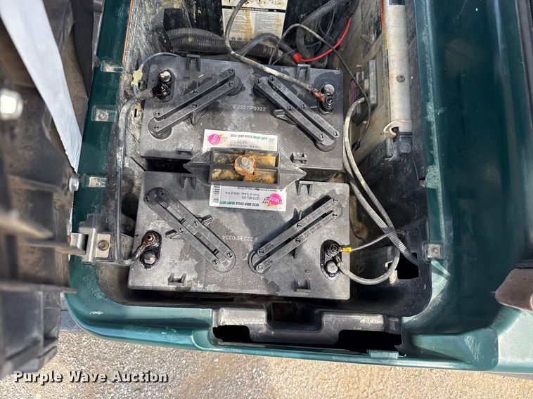 image for item EG6121 2008 Club Car golf cart