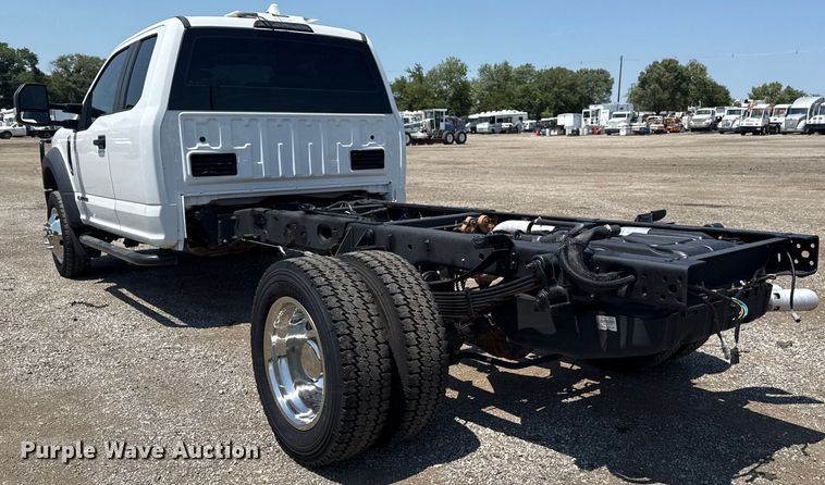 image for item EG6123 2018 Ford F550 Super Duty truck cab and chassis