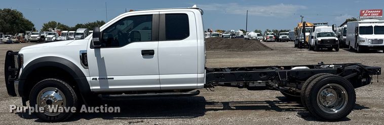 image for item EG6123 2018 Ford F550 Super Duty truck cab and chassis
