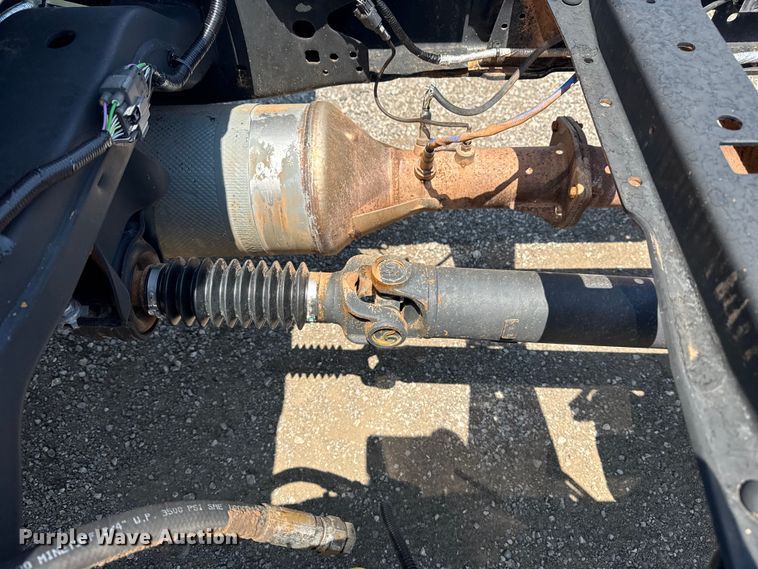 image for item EG6123 2018 Ford F550 Super Duty truck cab and chassis