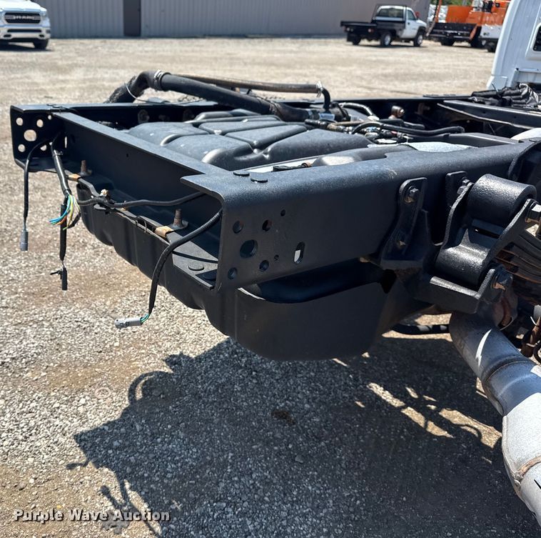 image for item EG6123 2018 Ford F550 Super Duty truck cab and chassis