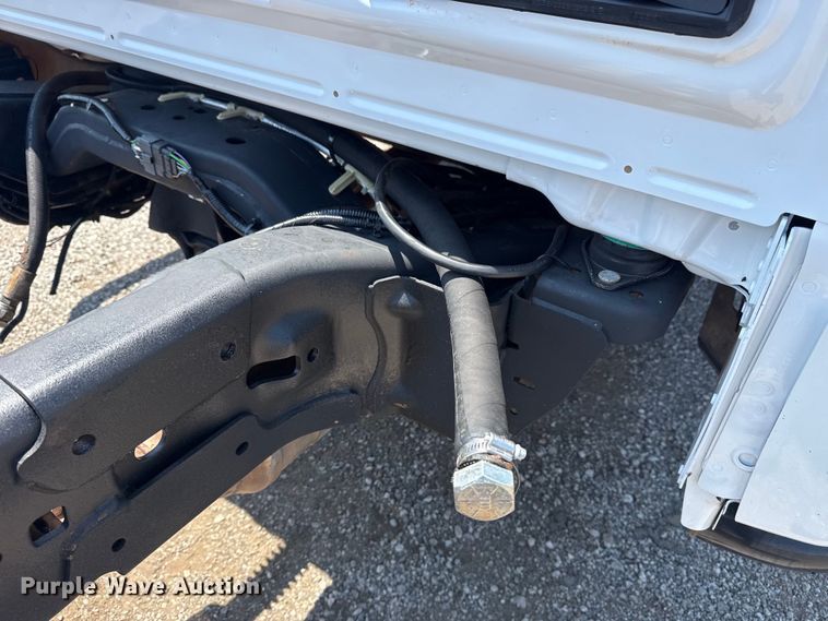 image for item EG6123 2018 Ford F550 Super Duty truck cab and chassis