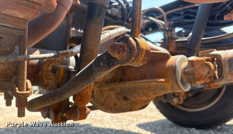 image for item EG6123 2018 Ford F550 Super Duty truck cab and chassis