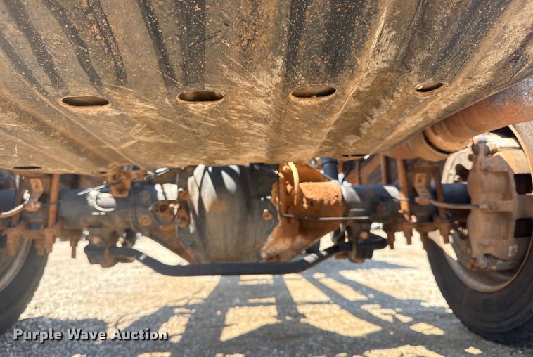 image for item EG6123 2018 Ford F550 Super Duty truck cab and chassis