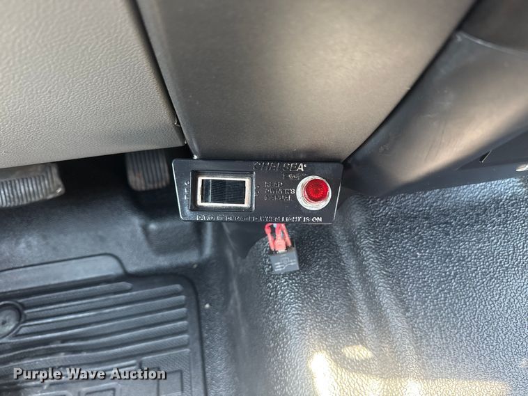 image for item EG6123 2018 Ford F550 Super Duty truck cab and chassis