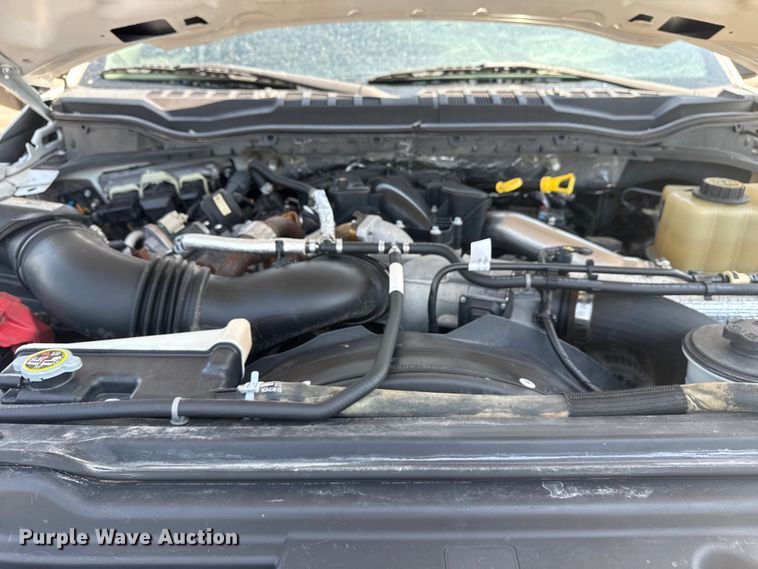 image for item EG6123 2018 Ford F550 Super Duty truck cab and chassis