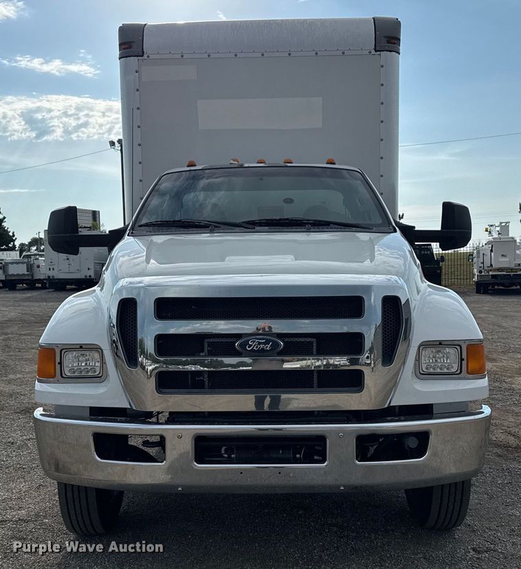 image for item EG6125 2013 Ford F650 Super Duty box truck