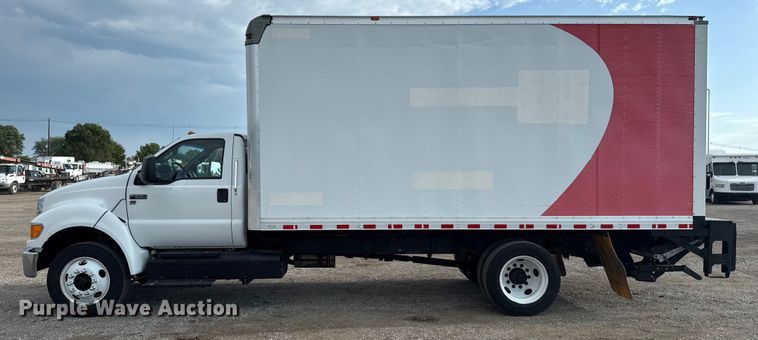 image for item EG6125 2013 Ford F650 Super Duty box truck