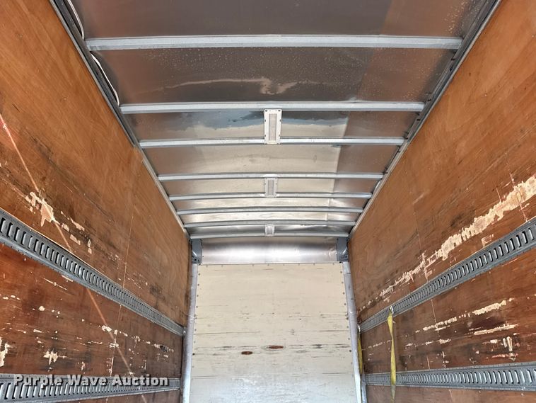 image for item EG6125 2013 Ford F650 Super Duty box truck