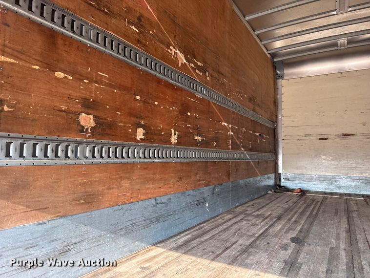 image for item EG6125 2013 Ford F650 Super Duty box truck