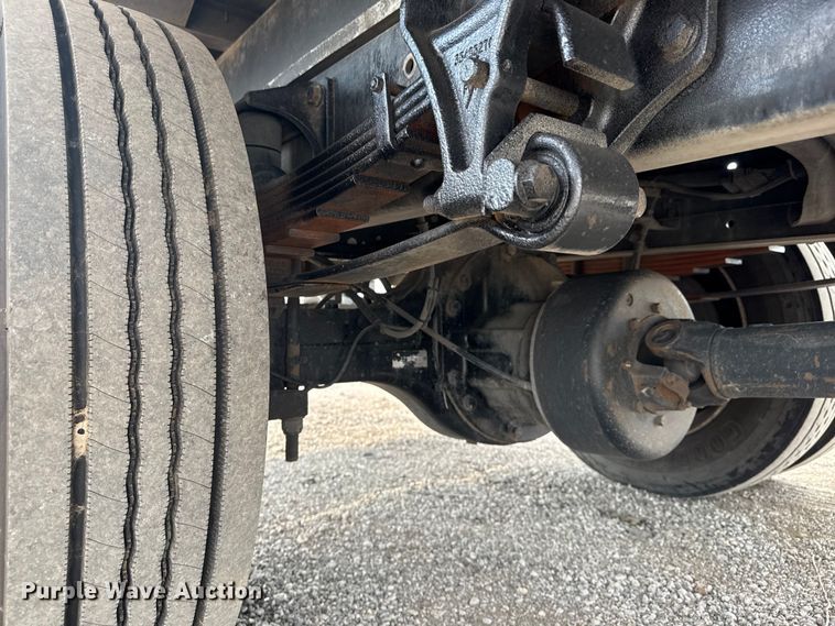 image for item EG6125 2013 Ford F650 Super Duty box truck