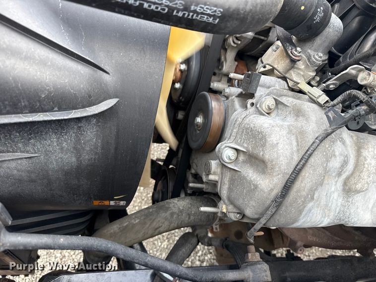 image for item EG6125 2013 Ford F650 Super Duty box truck