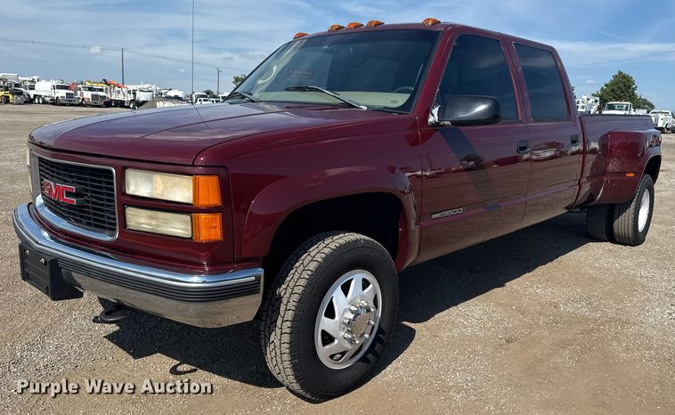 image for item EG6141 1998 GMC Sierra 3500 Crew Cab pickup truck