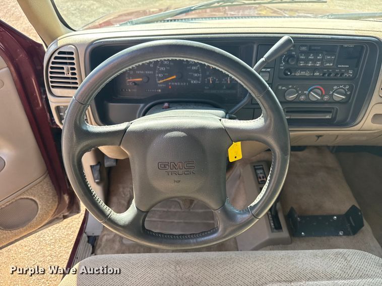 image for item EG6141 1998 GMC Sierra 3500 Crew Cab pickup truck