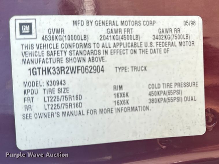 image for item EG6141 1998 GMC Sierra 3500 Crew Cab pickup truck