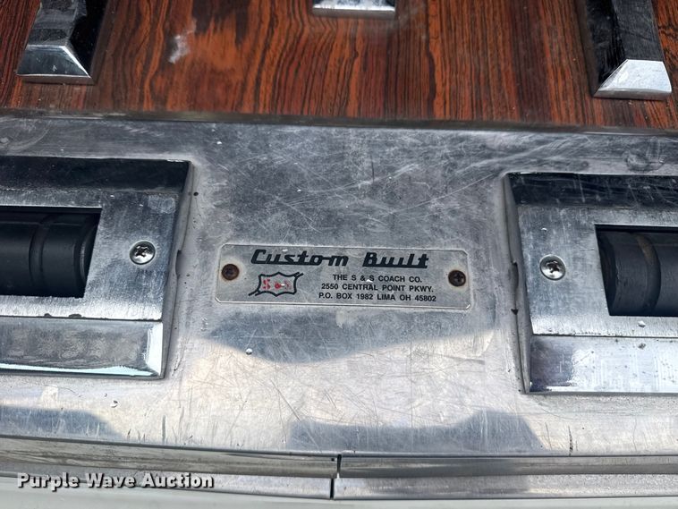 image for item EG8170 1997 Lincoln Town Car hearse