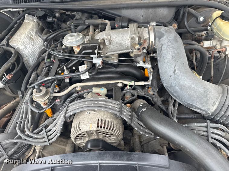 image for item EG8170 1997 Lincoln Town Car hearse