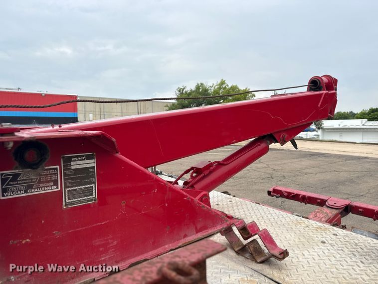 image for item EG8172 2006 Ford F350 Super Duty tow truck