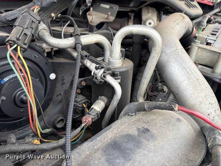 image for item EG8172 2006 Ford F350 Super Duty tow truck