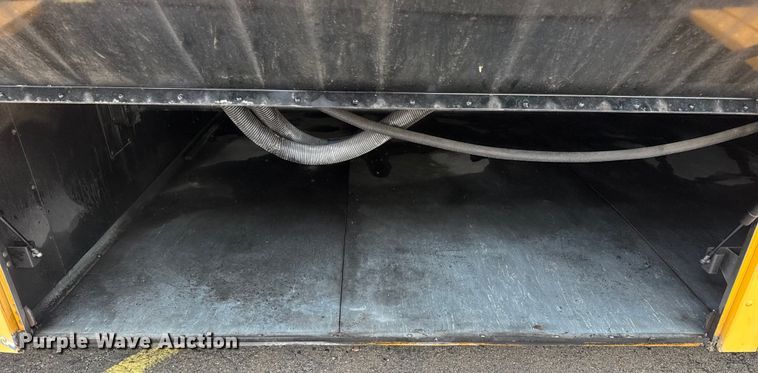 image for item EG8178 2004 Blue Bird school bus