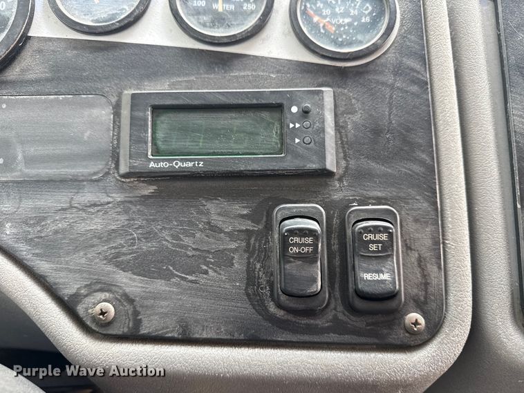 image for item EG8178 2004 Blue Bird school bus