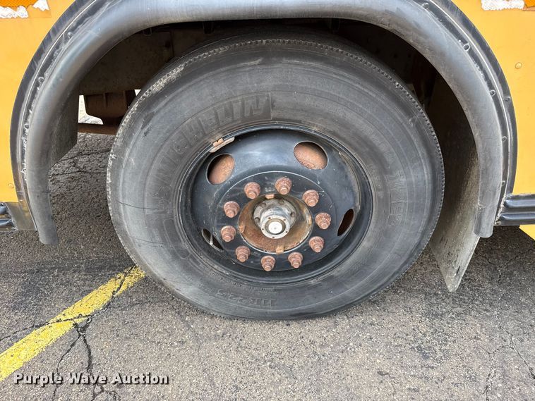 image for item EG8178 2004 Blue Bird school bus