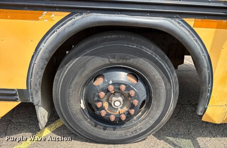 image for item EG8178 2004 Blue Bird school bus