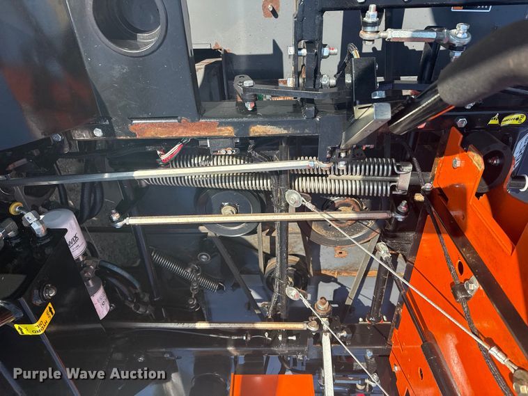 image for item EG8185 Lastec WZ400 ZTR lawn mower