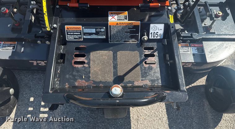 image for item EG8185 Lastec WZ400 ZTR lawn mower