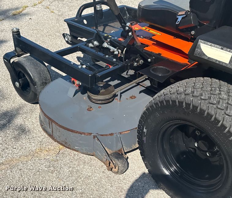 image for item EG8185 Lastec WZ400 ZTR lawn mower