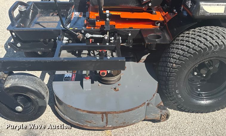 image for item EG8185 Lastec WZ400 ZTR lawn mower