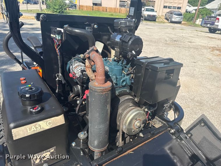 image for item EG8185 Lastec WZ400 ZTR lawn mower