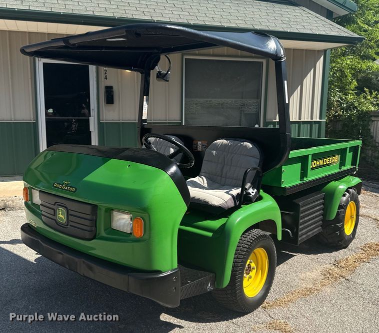 image for item EG8186 2001 John Deere Pro Gator  utility vehicle