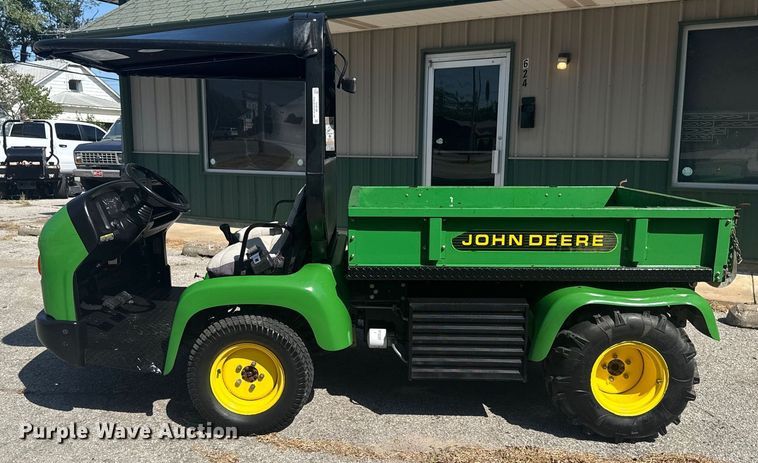 image for item EG8186 2001 John Deere Pro Gator  utility vehicle