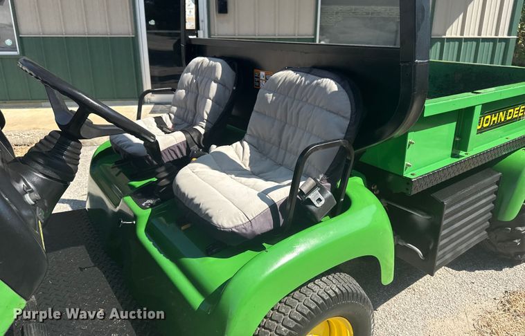 image for item EG8186 2001 John Deere Pro Gator  utility vehicle