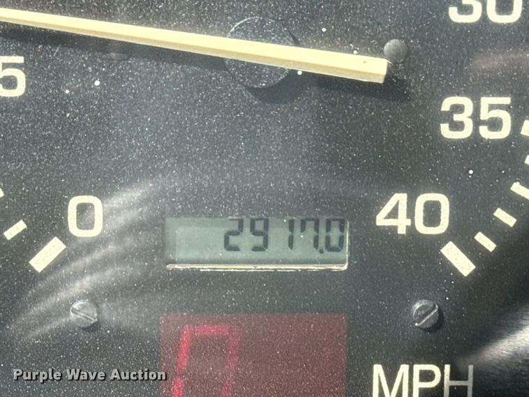 image for item EG8186 2001 John Deere Pro Gator  utility vehicle