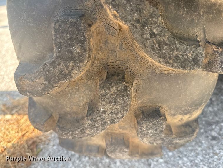 image for item EG8186 2001 John Deere Pro Gator  utility vehicle