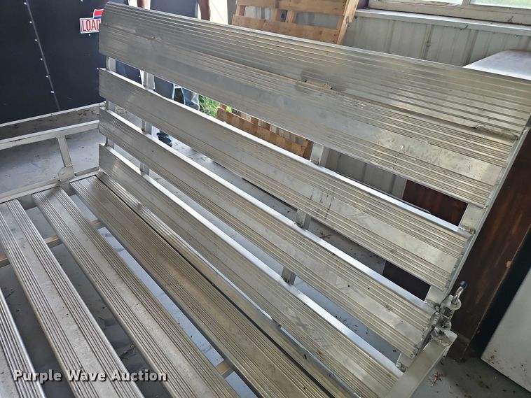 image for item EJ0115 2022 Cherokee Suv 14 utility trailer