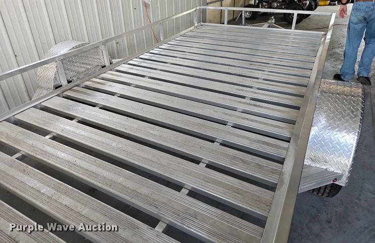 image for item EJ0115 2022 Cherokee Suv 14 utility trailer