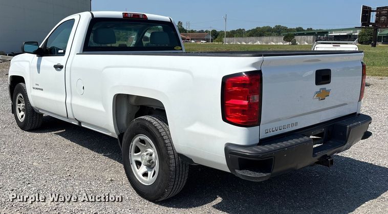 image for item EJ7644 2016 Chevrolet Silverado 1500 pickup truck