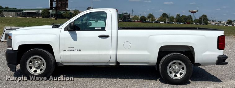 image for item EJ7644 2016 Chevrolet Silverado 1500 pickup truck