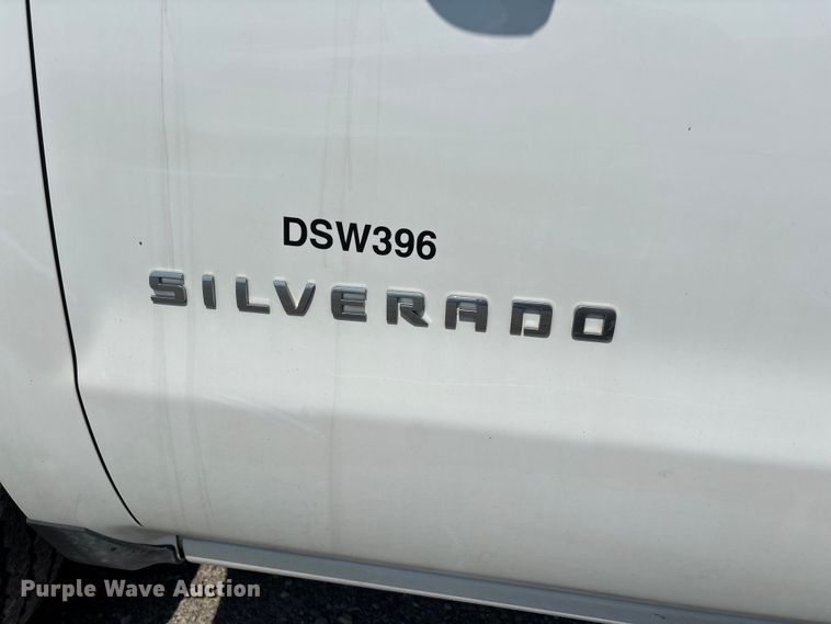 image for item EJ7644 2016 Chevrolet Silverado 1500 pickup truck