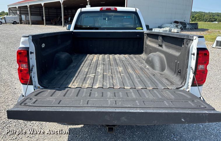 image for item EJ7644 2016 Chevrolet Silverado 1500 pickup truck