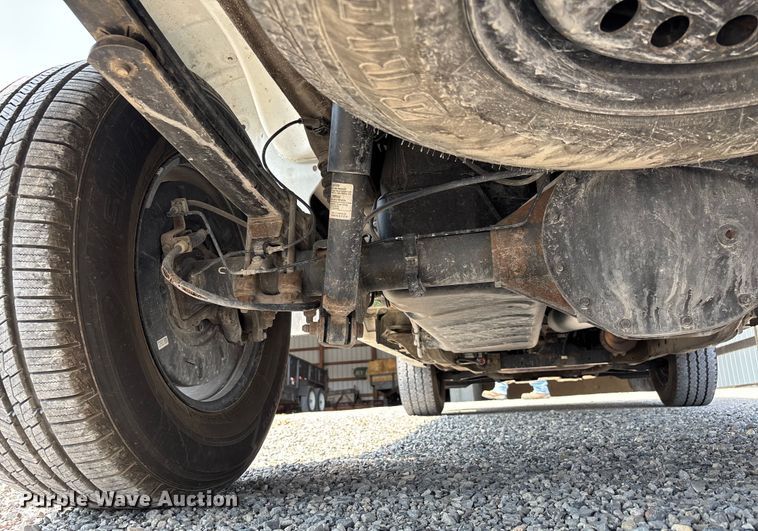 image for item EJ7644 2016 Chevrolet Silverado 1500 pickup truck