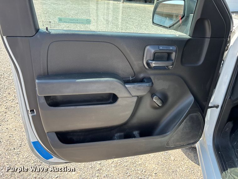 image for item EJ7644 2016 Chevrolet Silverado 1500 pickup truck