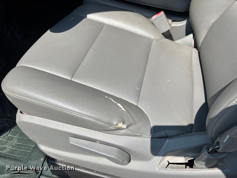 image for item EJ7644 2016 Chevrolet Silverado 1500 pickup truck