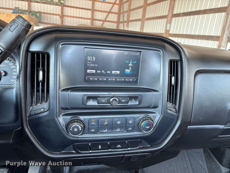 image for item EJ7644 2016 Chevrolet Silverado 1500 pickup truck