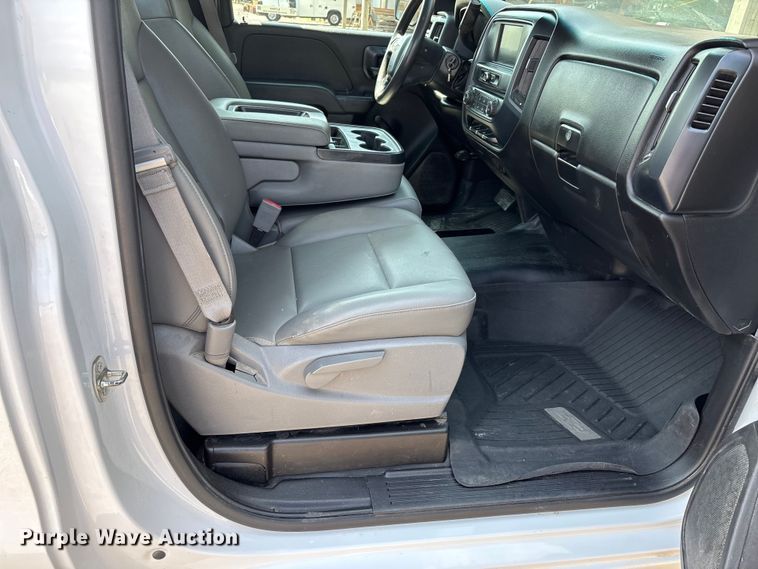 image for item EJ7644 2016 Chevrolet Silverado 1500 pickup truck